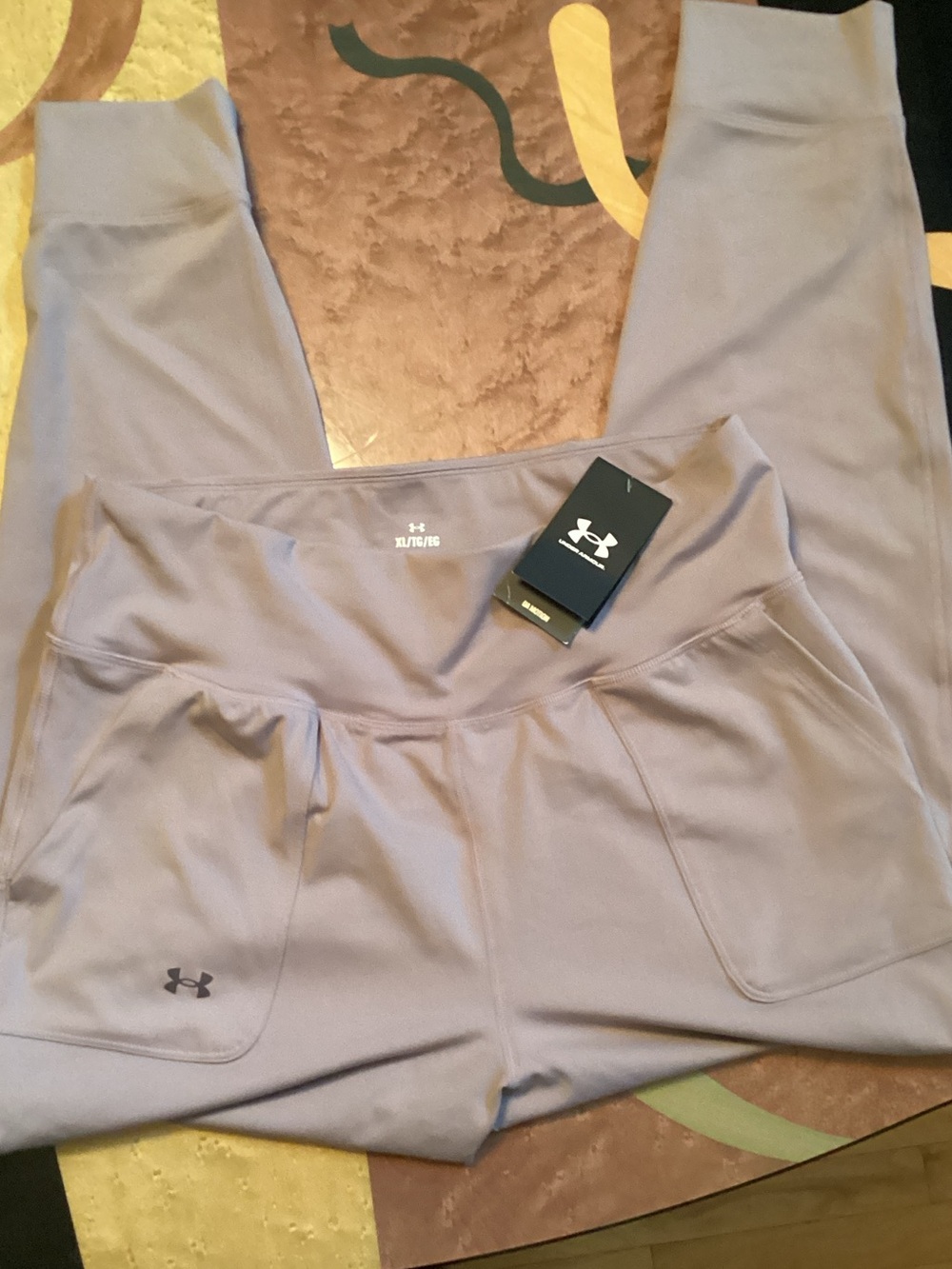 Under Armour Women's Light grey Motion Jogger NWT XL